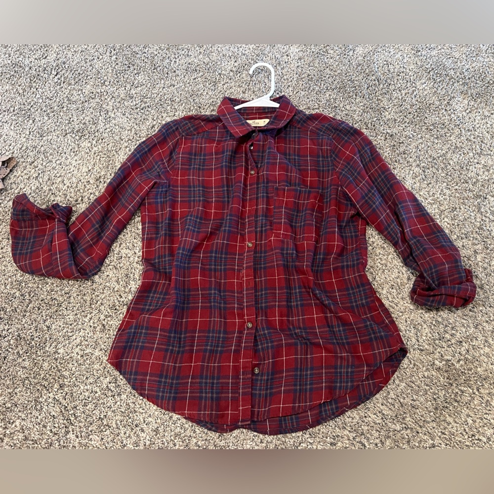 Hollister Maroon Plaid Button Down Shirt